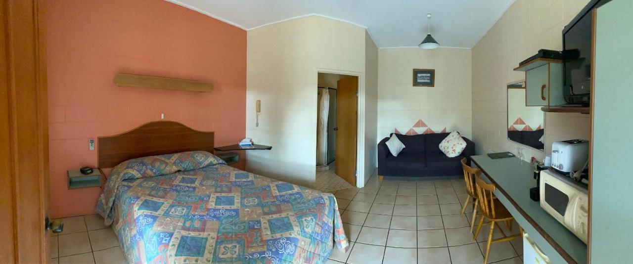 Curtain Fig Motel 云加布拉 外观 照片